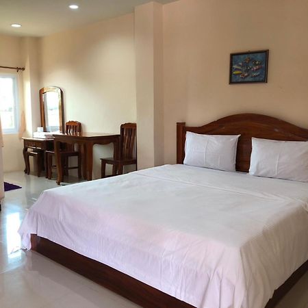 ราชพฤกษ์รีสอร์ต ลพบุรี Hotel ภายนอก รูปภาพ